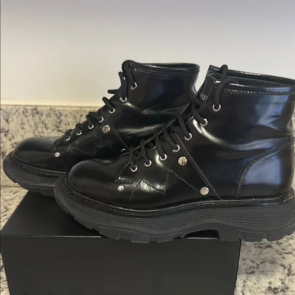 Alexander McQueen Boots - Picture 5 of 5